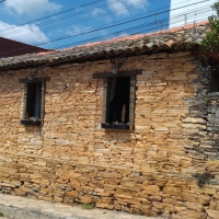 Casa A Venda Em São Thomé Das Letras no centro