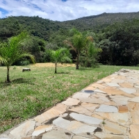 Venda de Sítio em Rural Canta Galo em São Thomé das Letras-MG